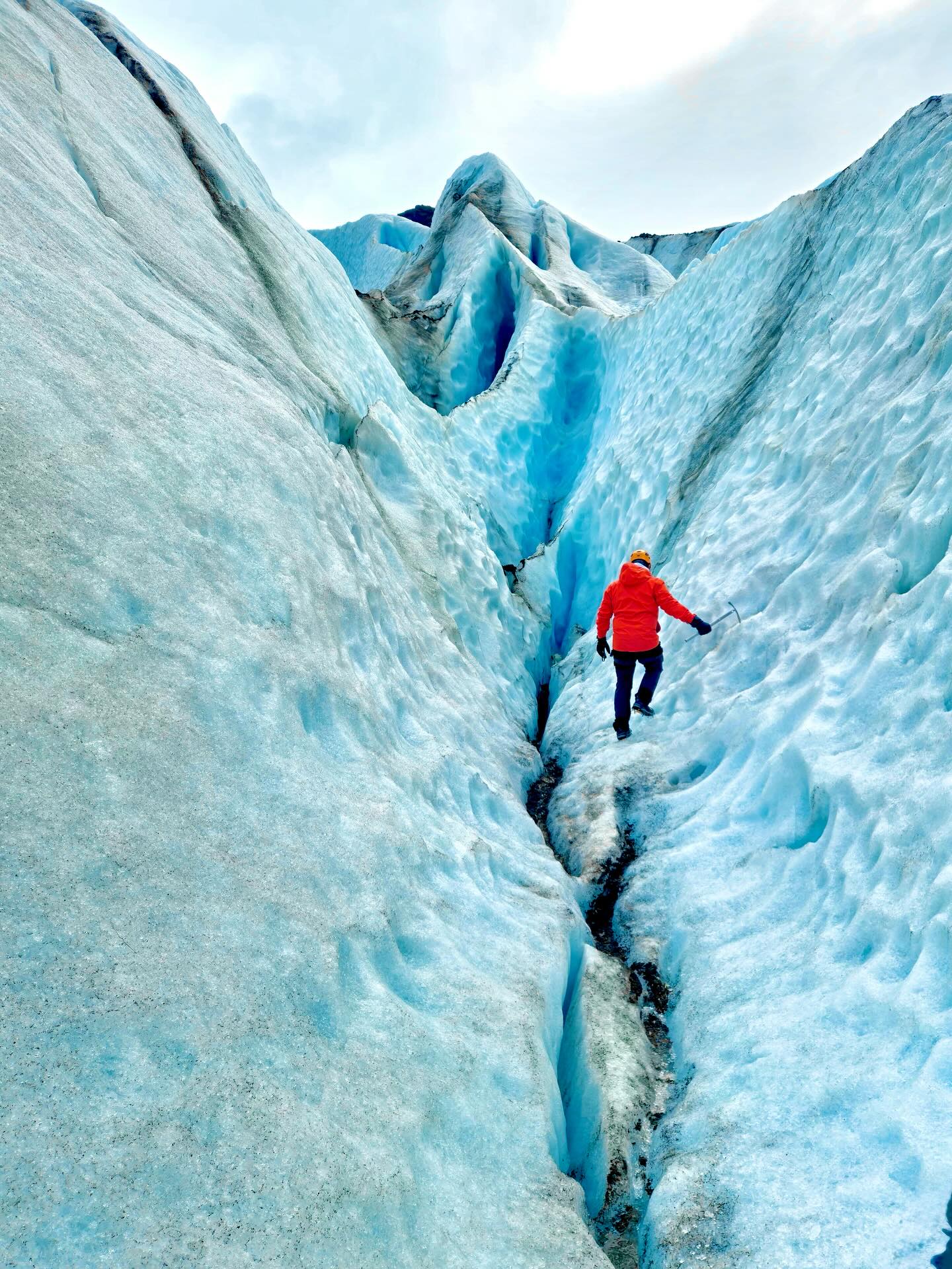 Skaftafell Glacier tour visitor photo